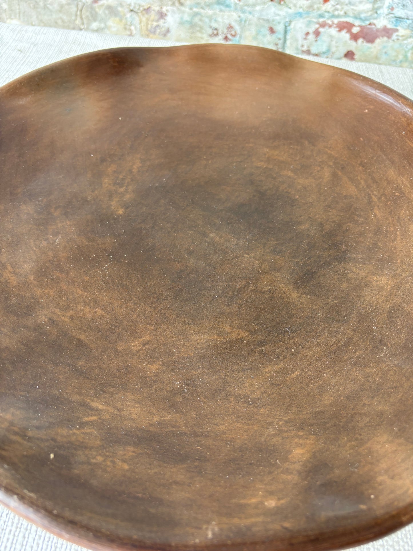 Puebla Round Serving Tray (Chocolate)