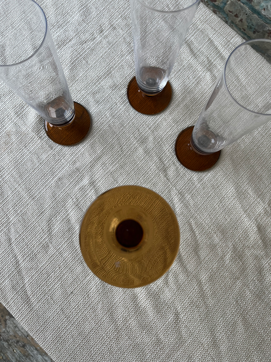 Amber Base Champagne Flutes – Set of 4