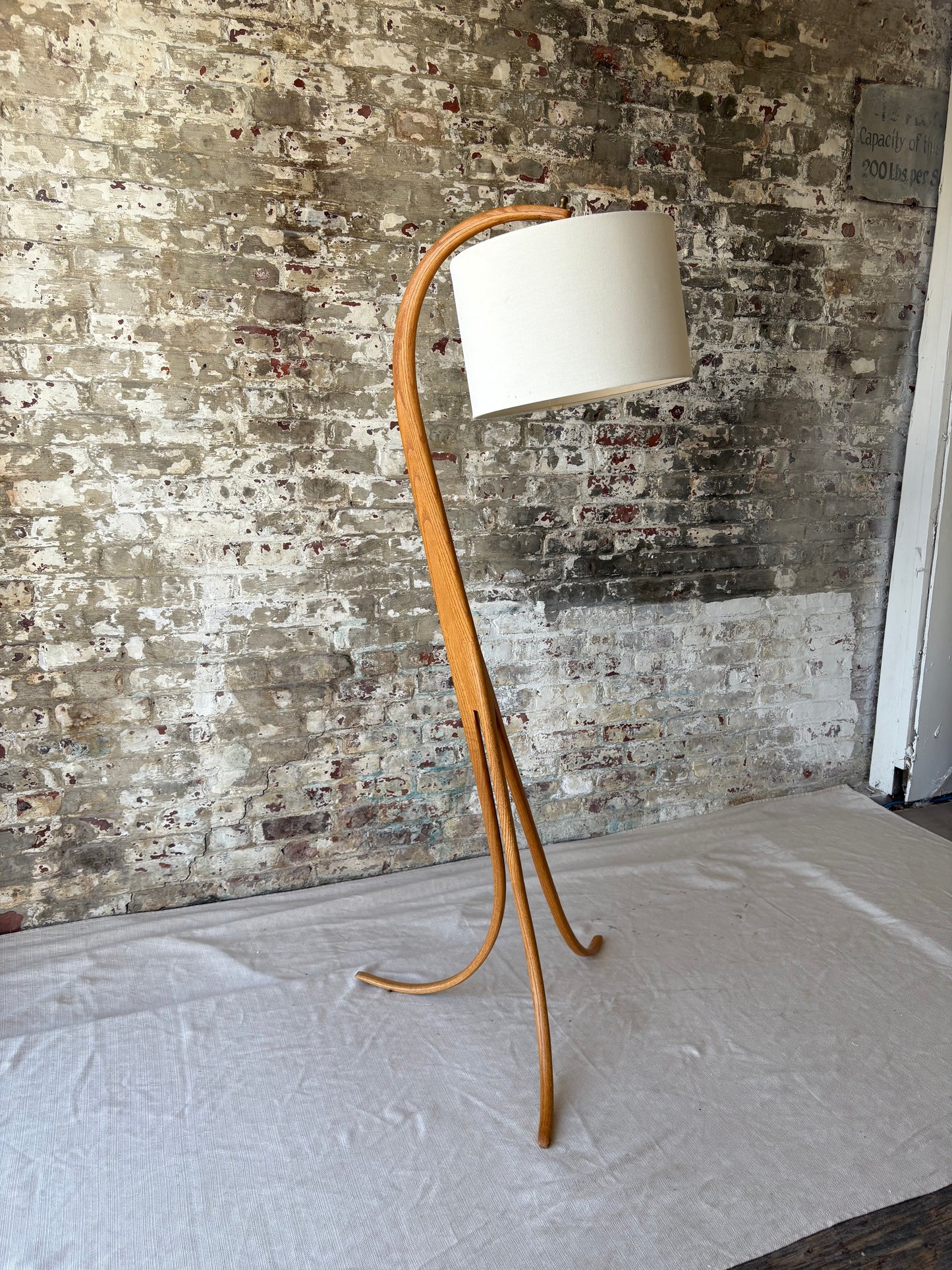 70's Oak Curve Lamp