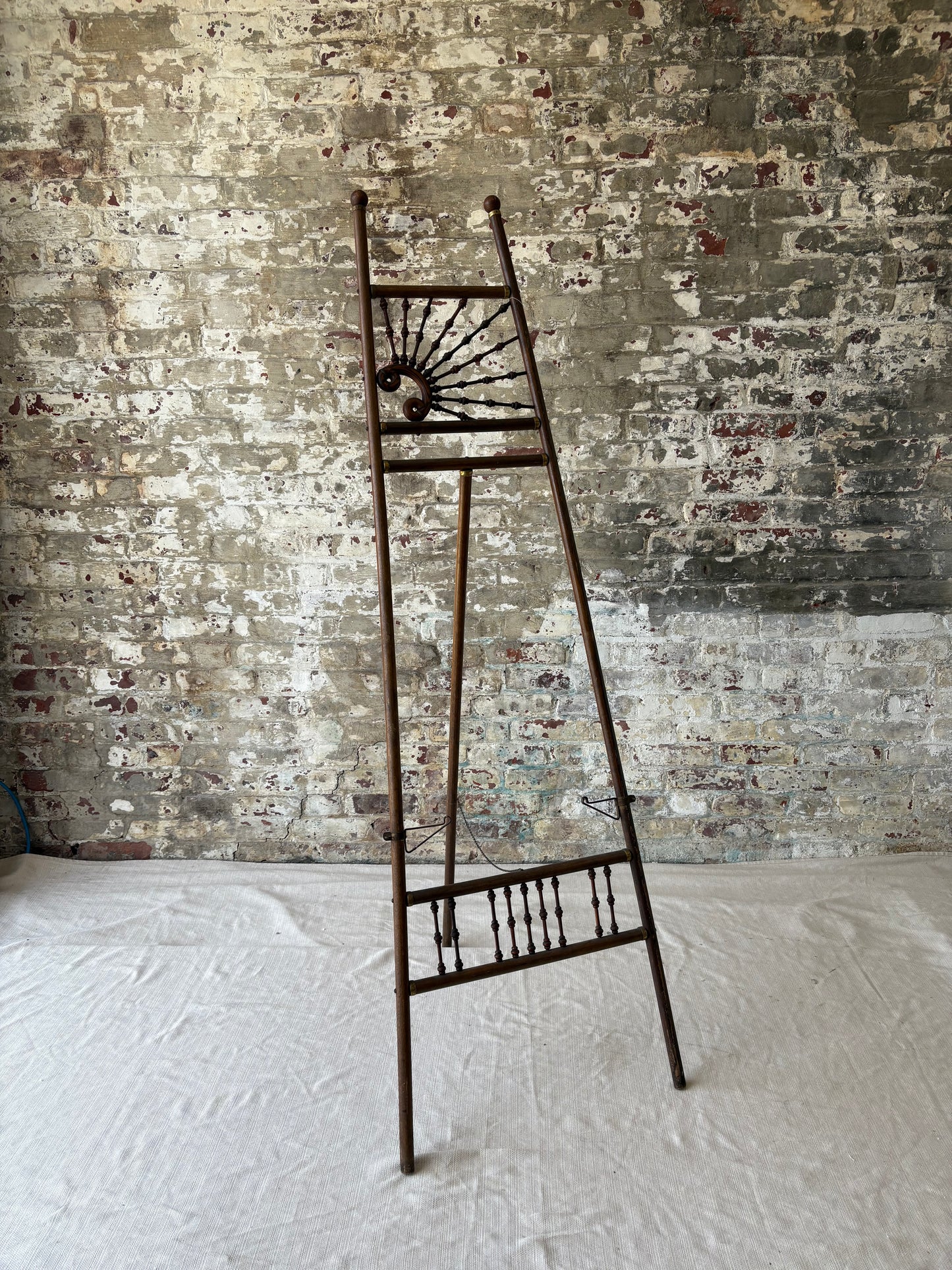 Vintage Wood & Brass Artist’s Easel with Ornate Spindle Detailing