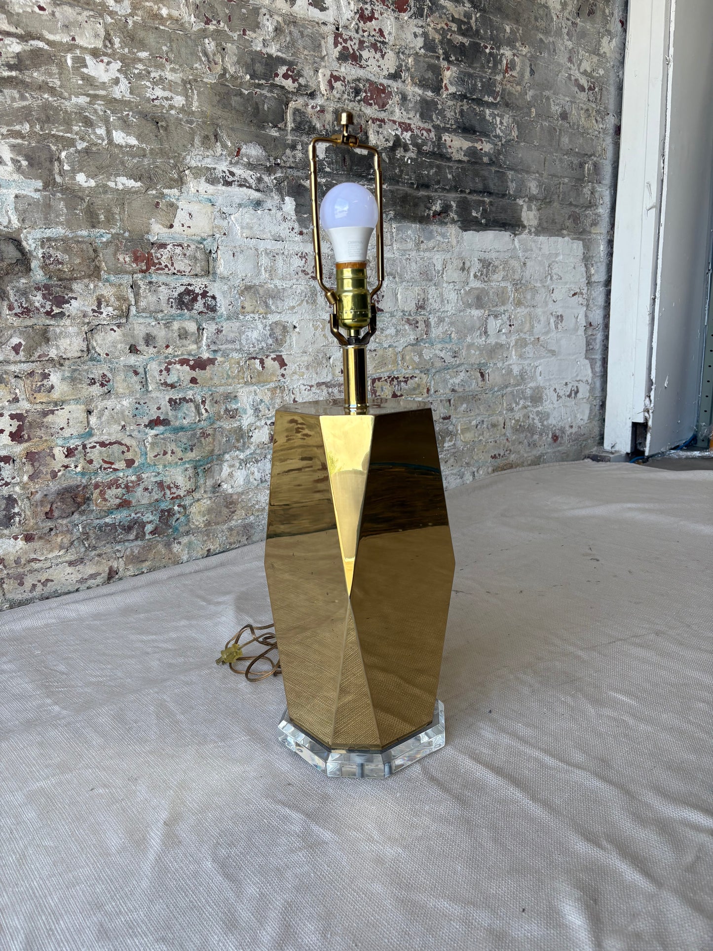 Vintage Faceted Brass Table Lamp with Lucite Base – Newly Rewired