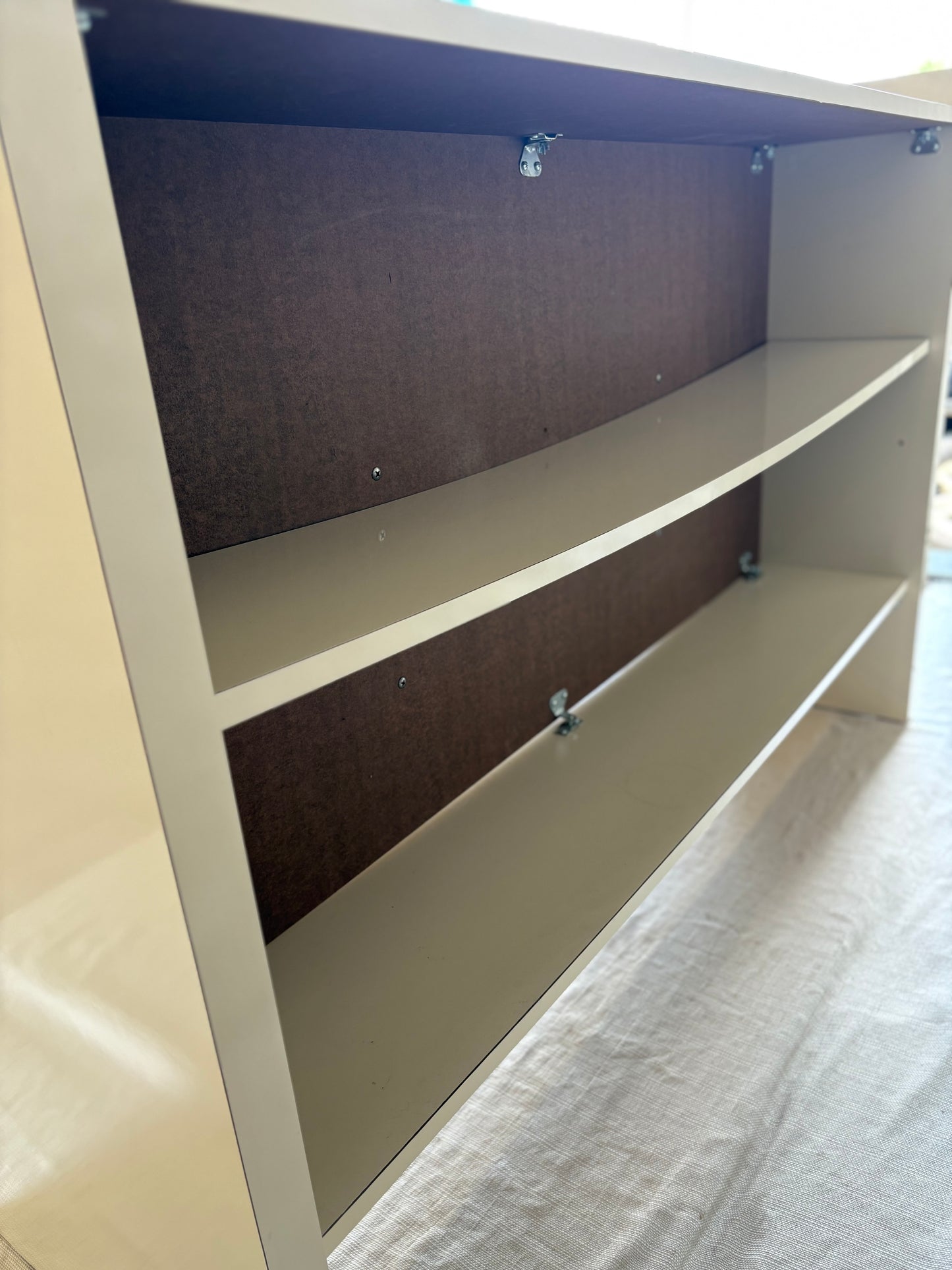 Beige Vinyl Tufted Bar with Matching Swivel Stools