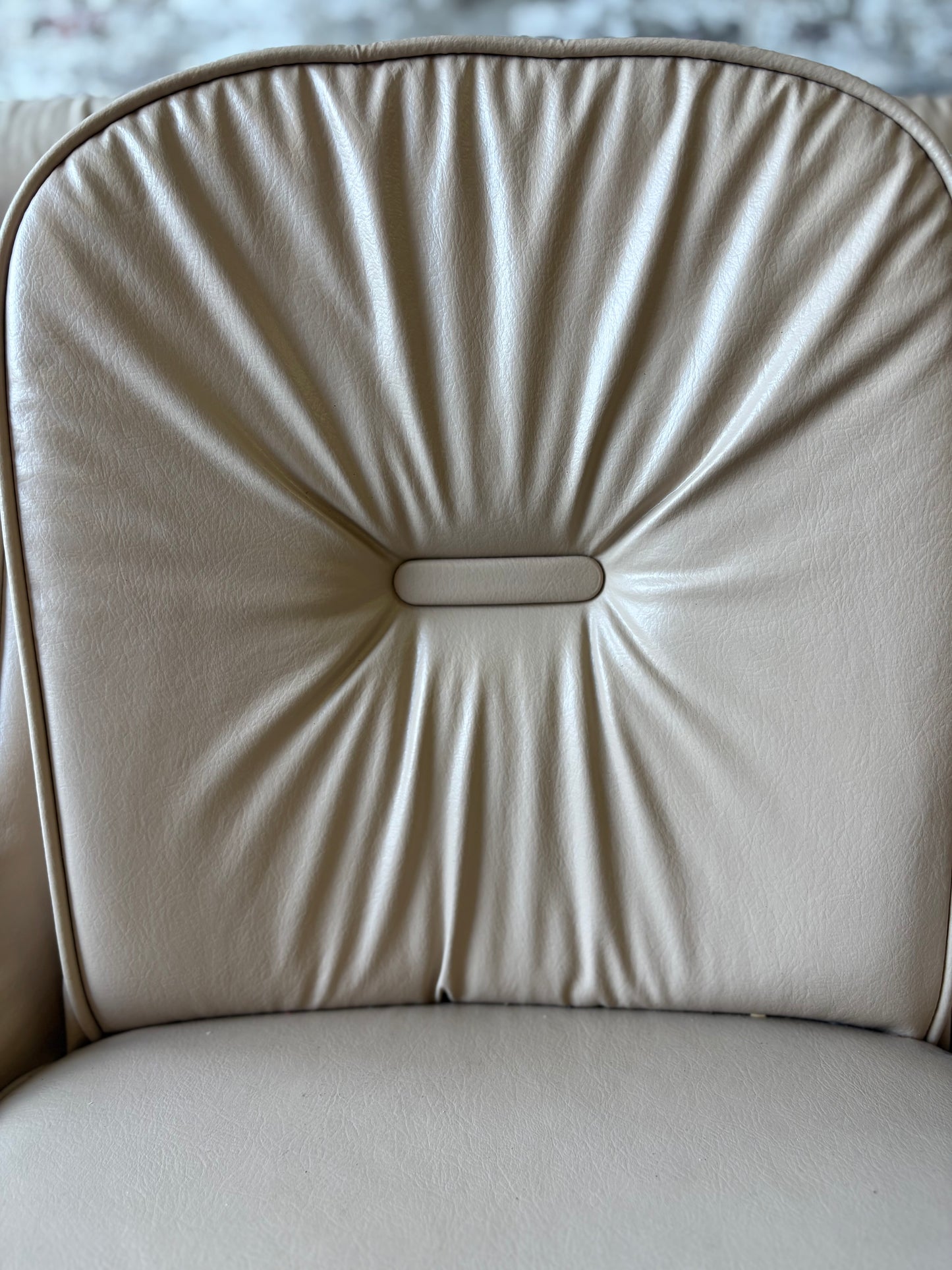Beige Vinyl Tufted Bar with Matching Swivel Stools