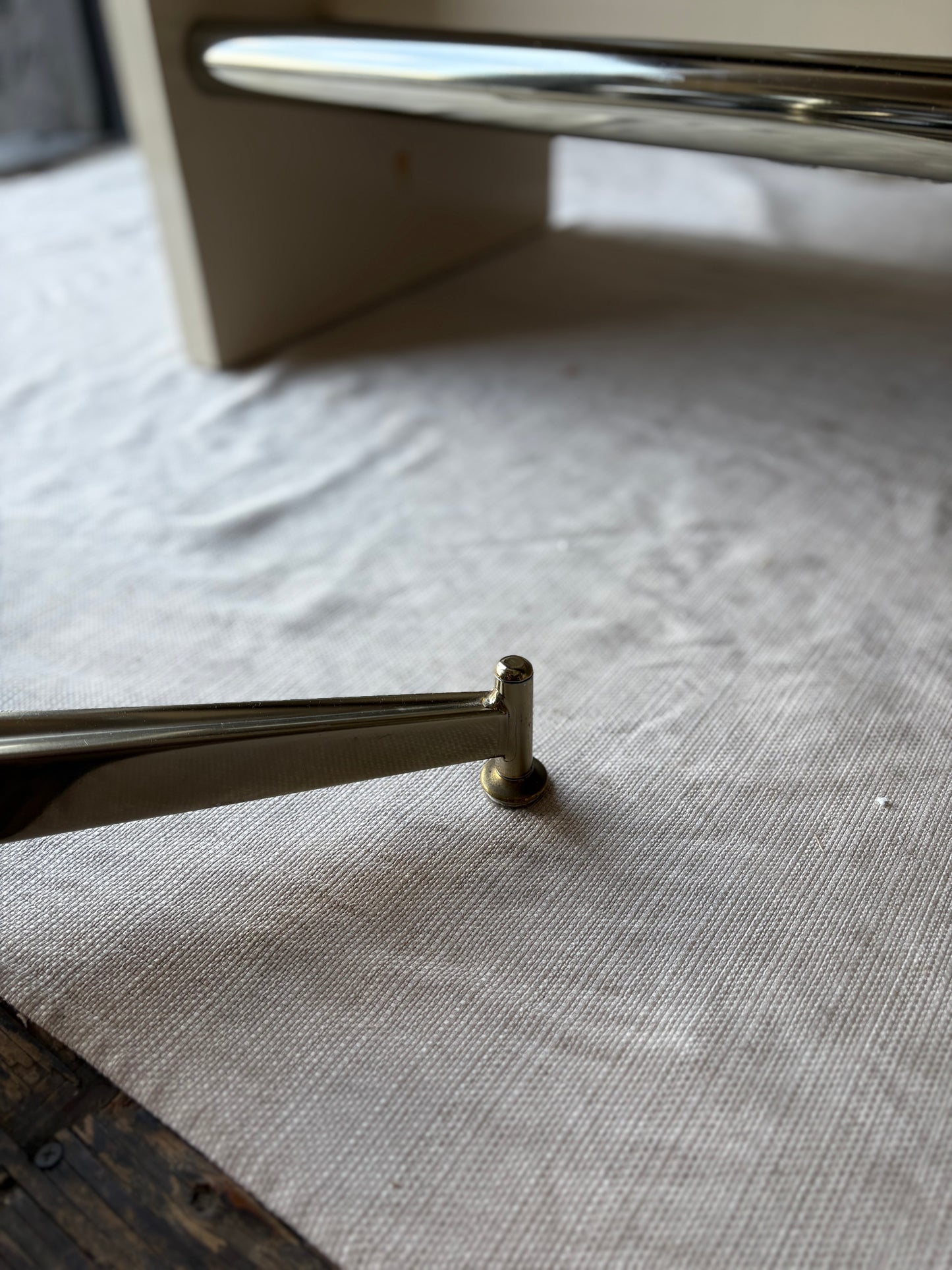 Beige Vinyl Tufted Bar with Matching Swivel Stools