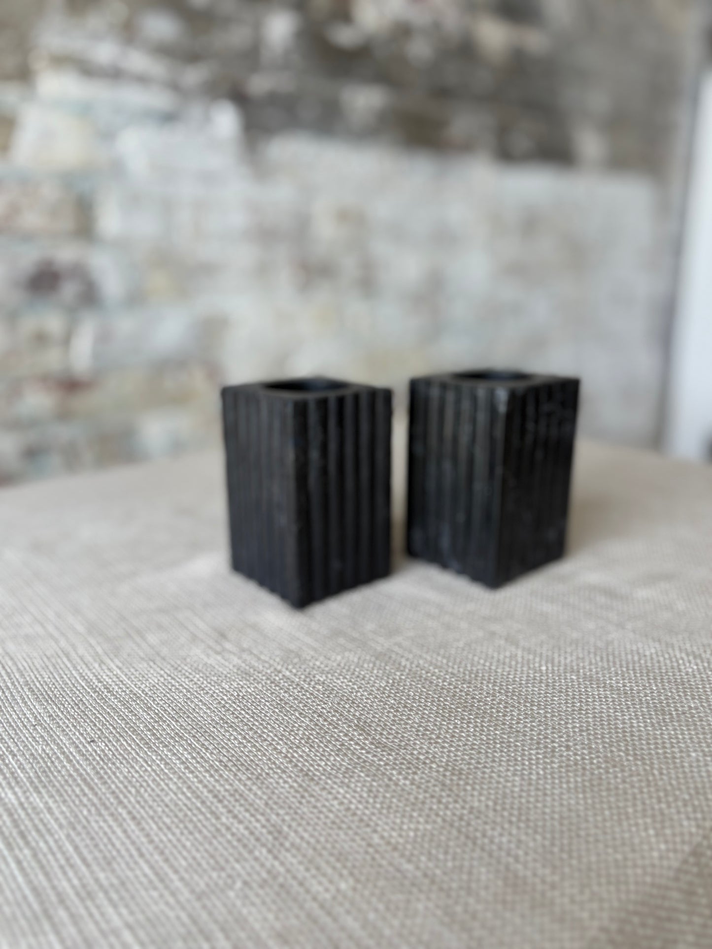 Set of 2 Fluted Black Marble Tea Light Holders