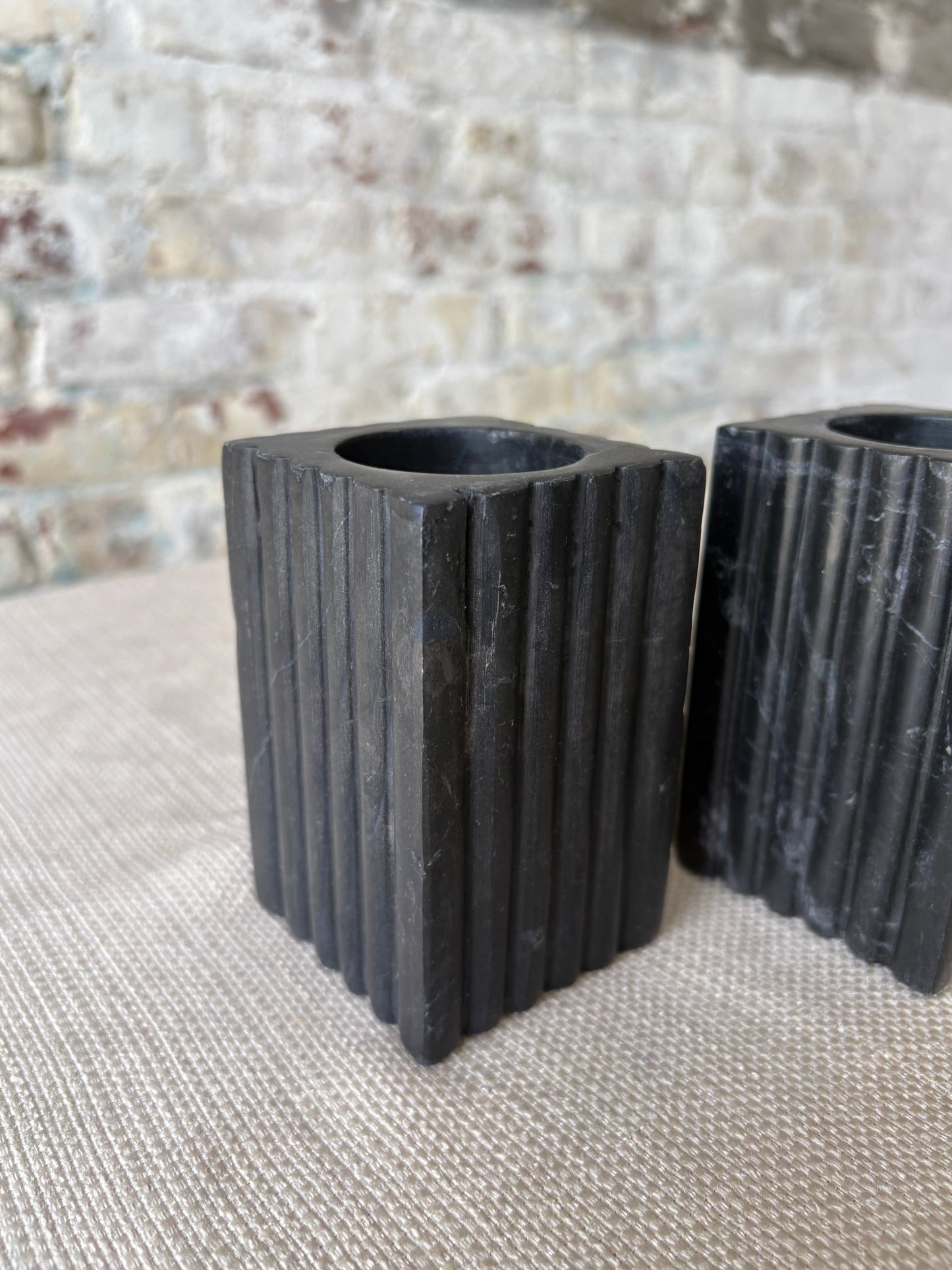 Set of 2 Fluted Black Marble Tea Light Holders