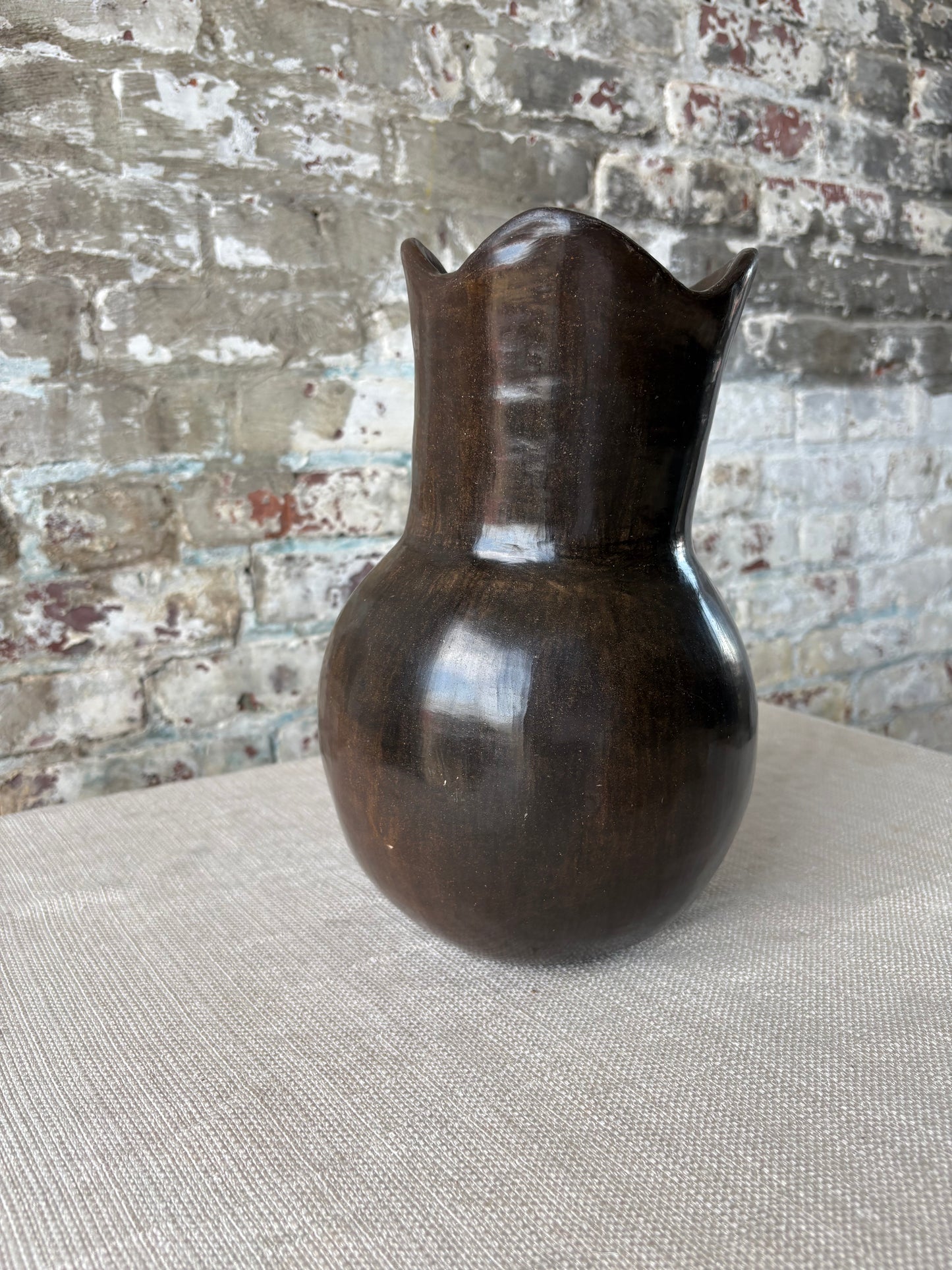 Puebla Pottery Large Ruffled Vase (Chocolate)