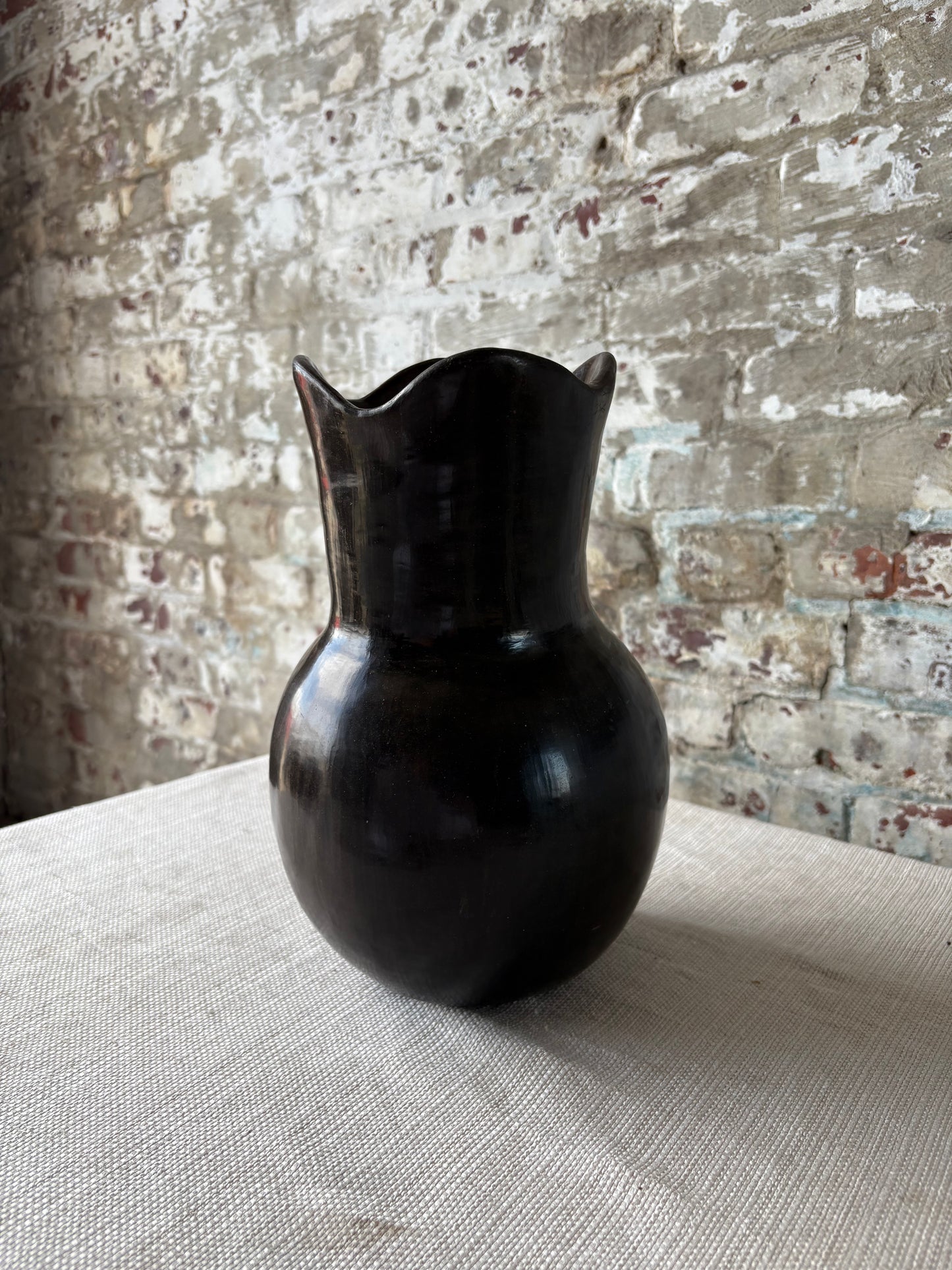 Puebla Pottery Large Ruffled Vase (Chocolate)