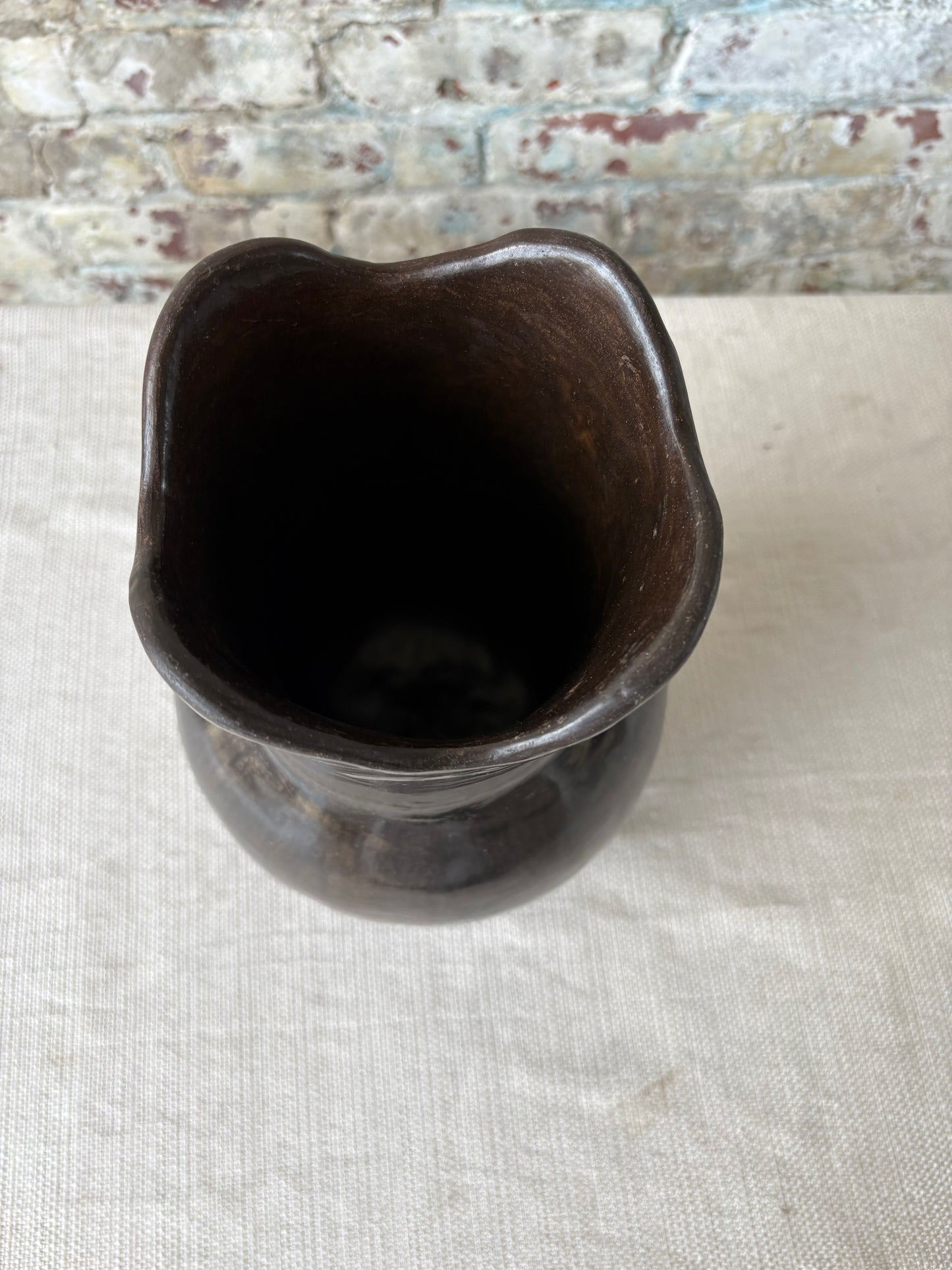 Puebla Pottery Large Ruffled Vase (Chocolate)