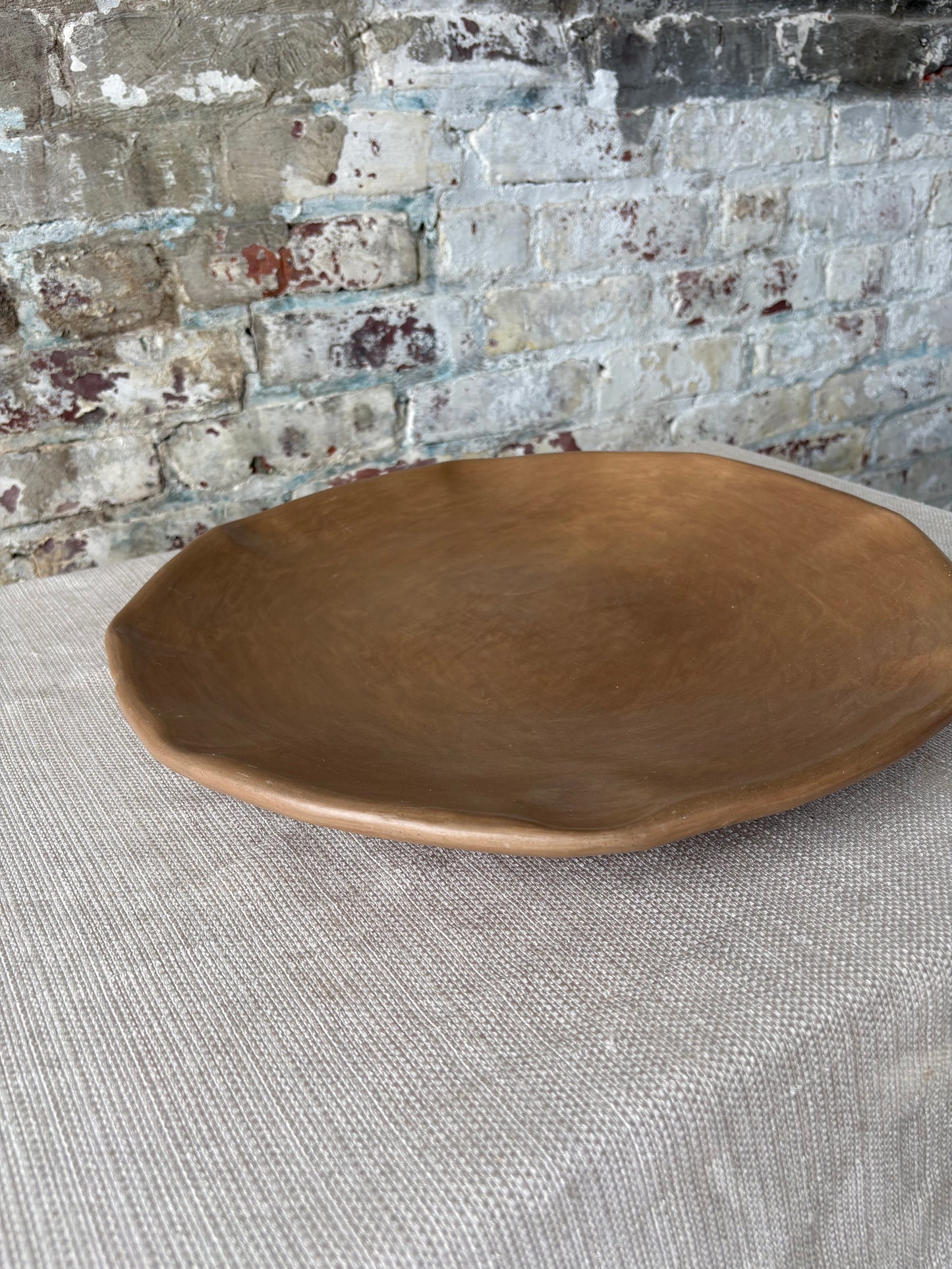 Puebla Round Serving Tray (Natural)