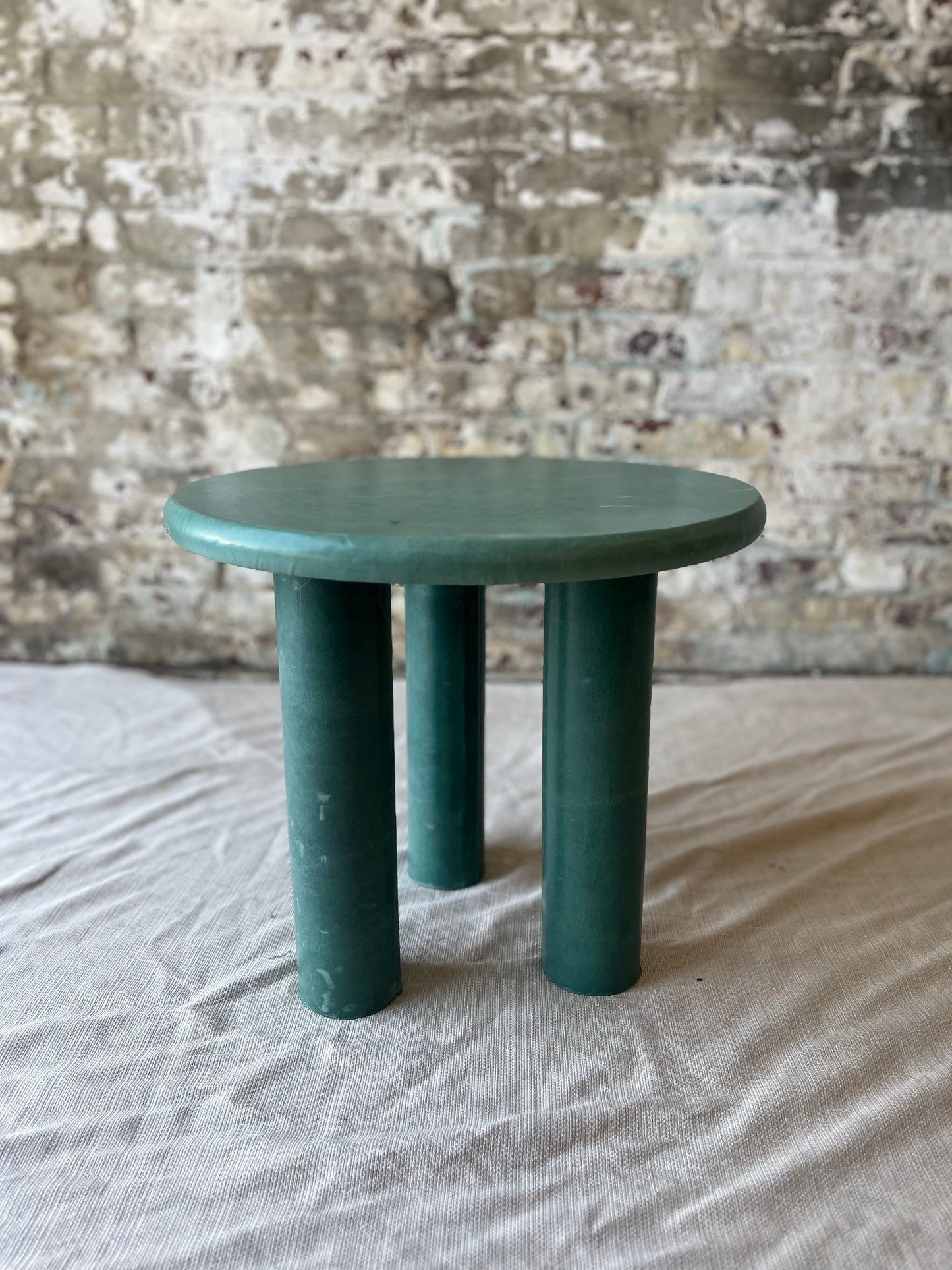 Leather-Wrapped Cylinder Side Table – Soft Green
