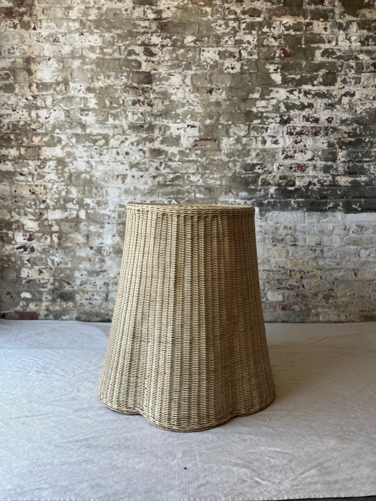 Context Side Table (3 available)