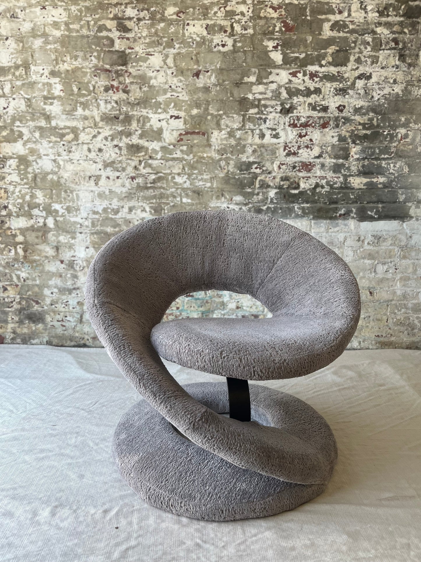 Louis Durrot Style Spiral Ribbon Chair