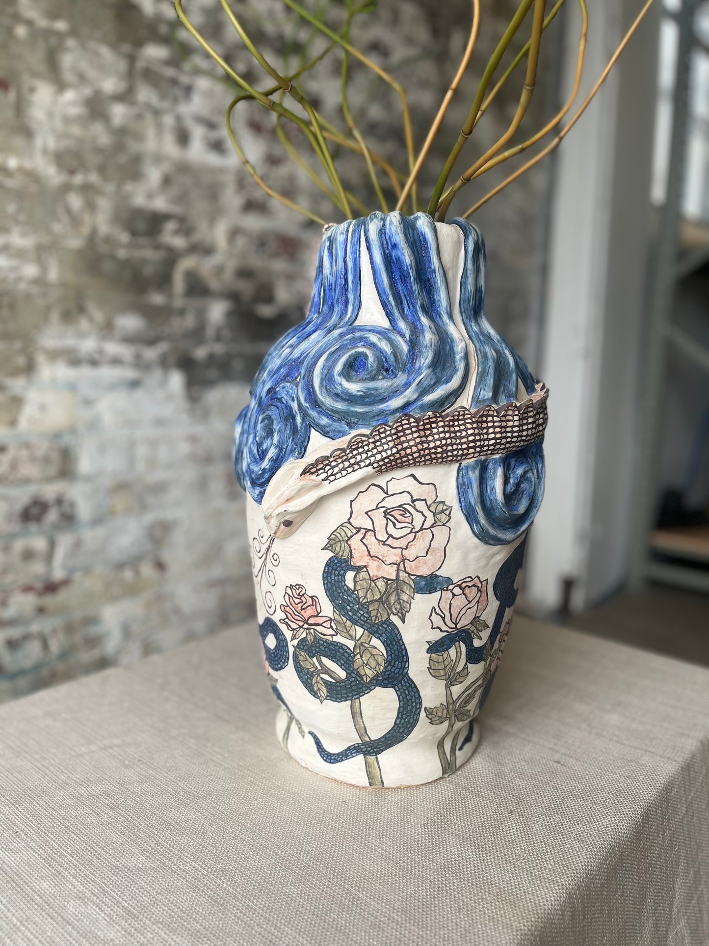 Snake &amp; Roses Vase