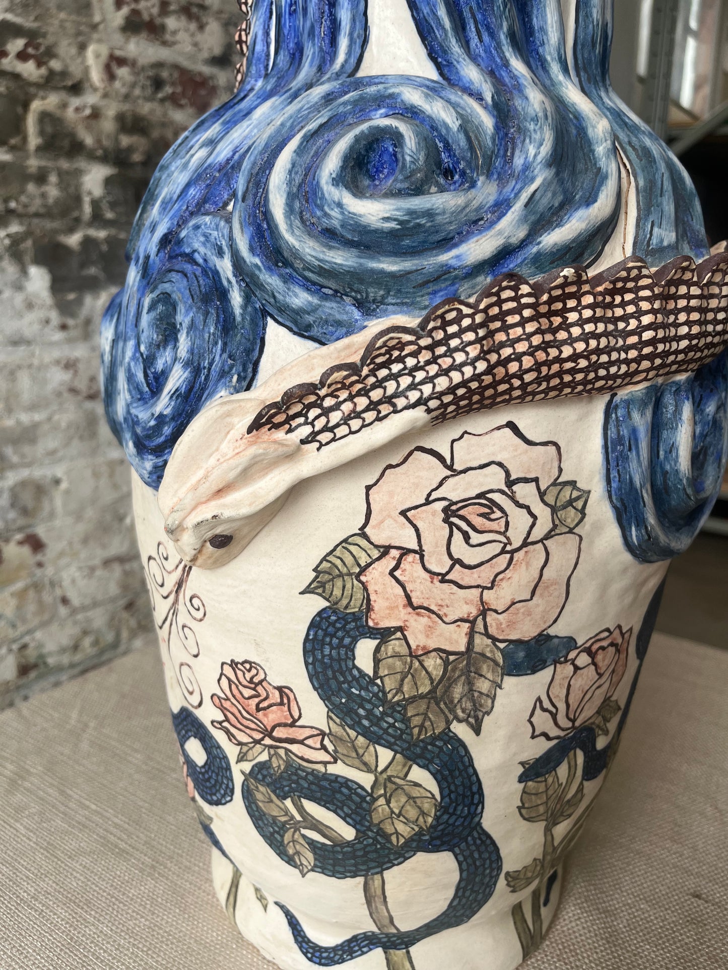 Snake &amp; Roses Vase
