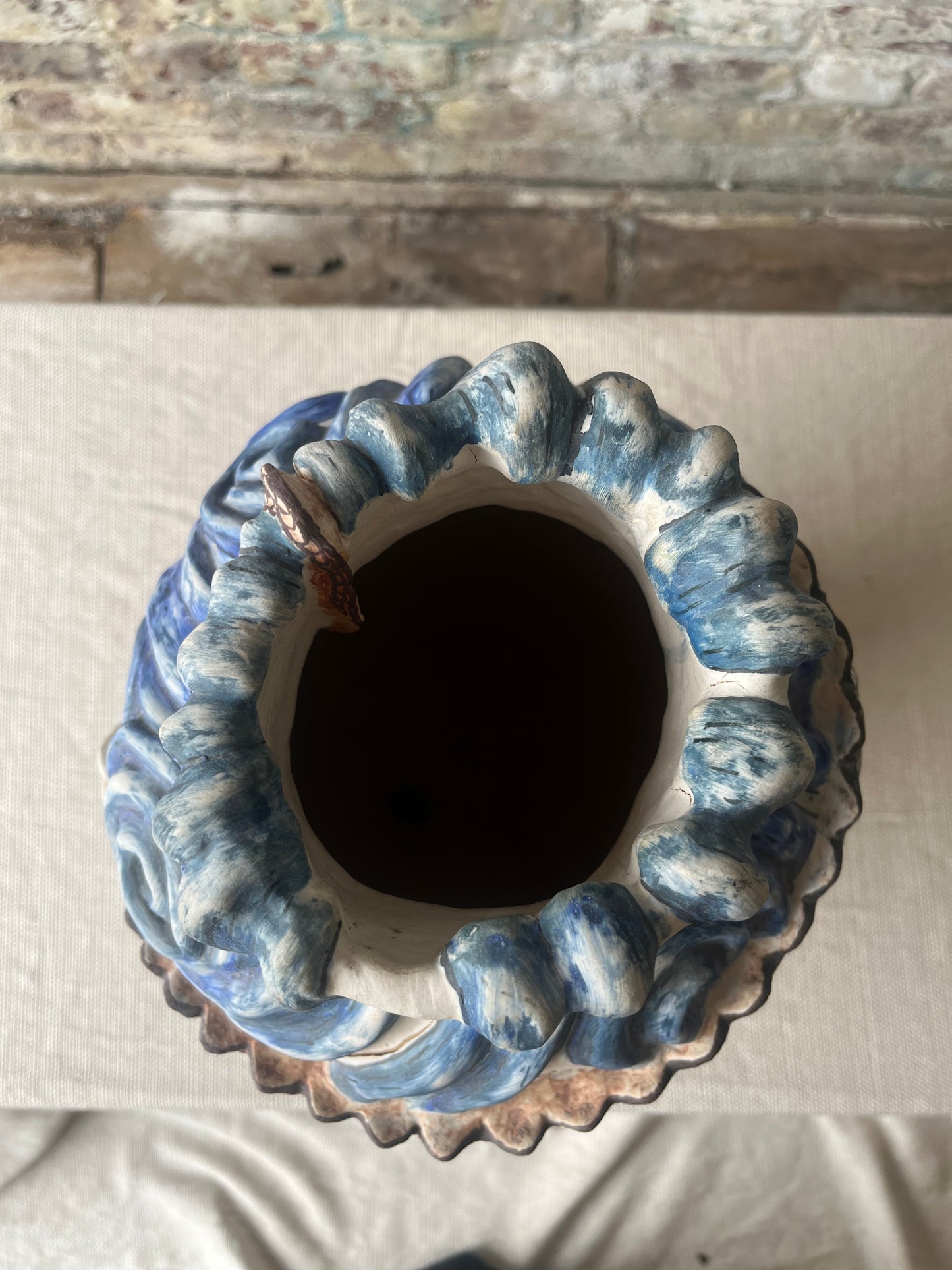 Snake &amp; Roses Vase