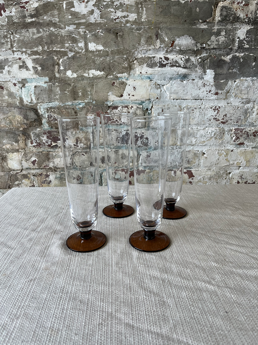Amber Base Champagne Flutes – Set of 4